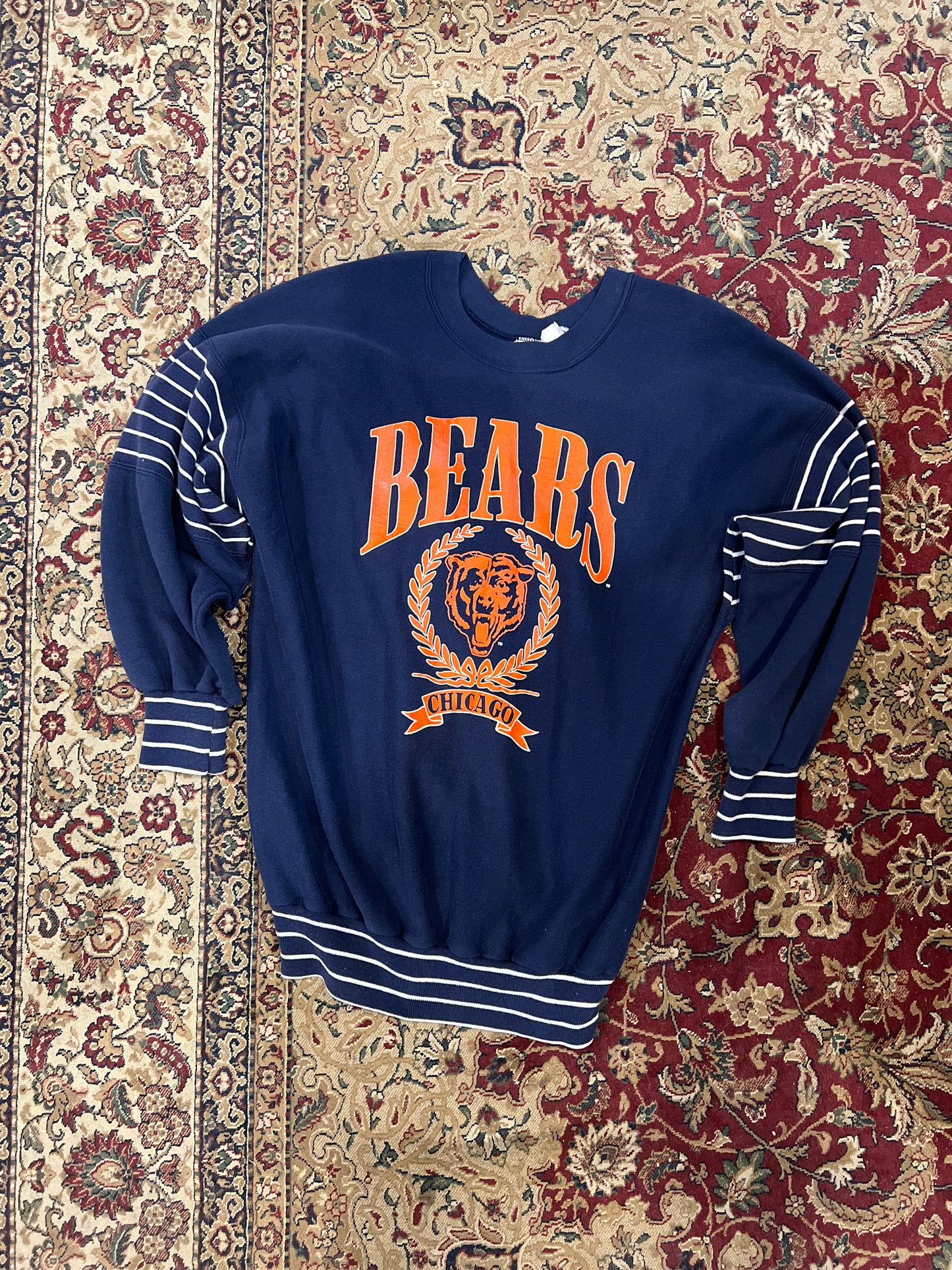 Story sale 1 x $30 1990s Chicago Bears Crewneck