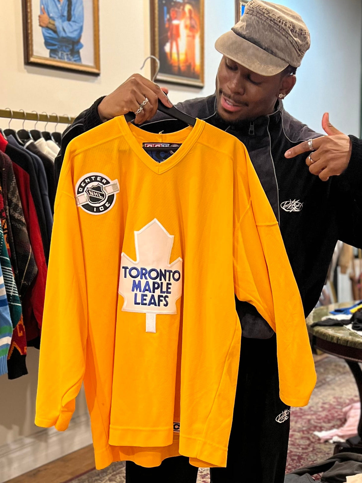 Y2K leafs jersey rare