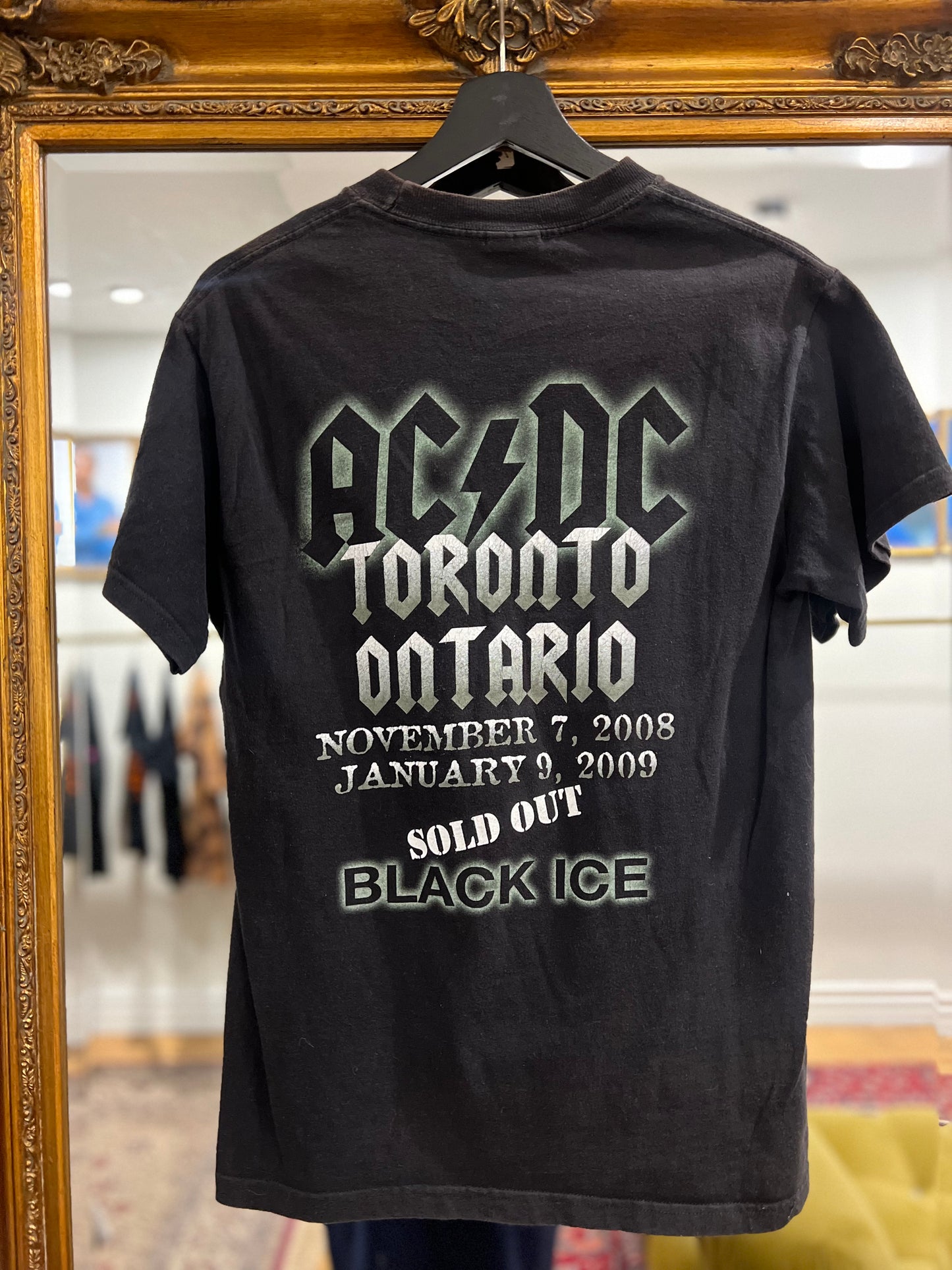 2009 AC/DC Toronto Tour Vintage T-Shirt (S)