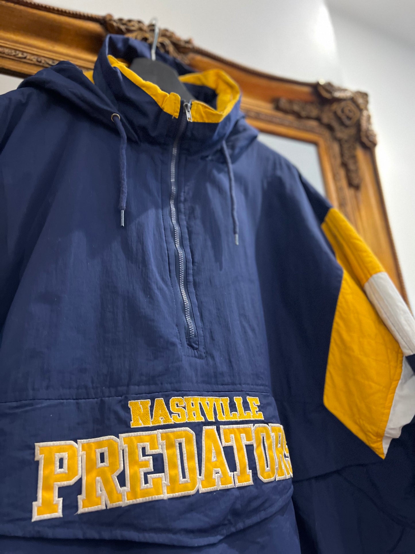 Vintage Nashville Predators Jacket (XL)