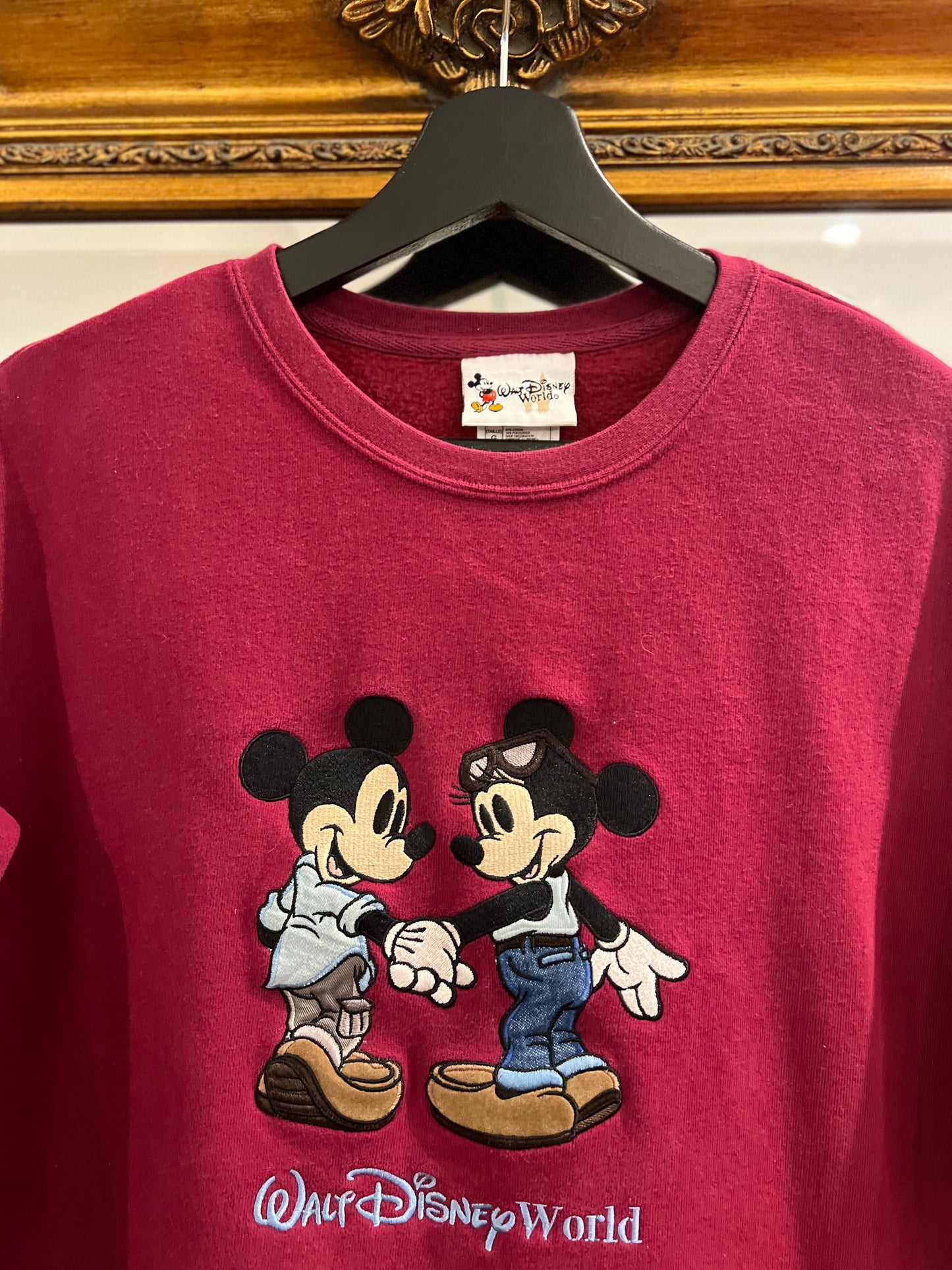 Vintage Mickey Disney Crewneck (L)